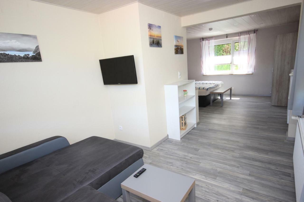Apartment Pedall *